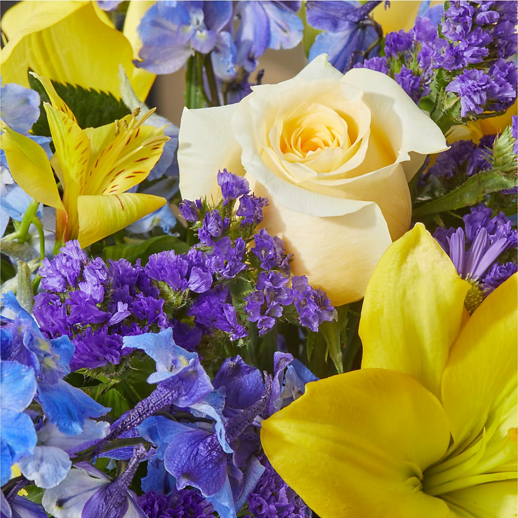 Limoncello Bouquet –  Rainbow Flower Shop, Huron SD