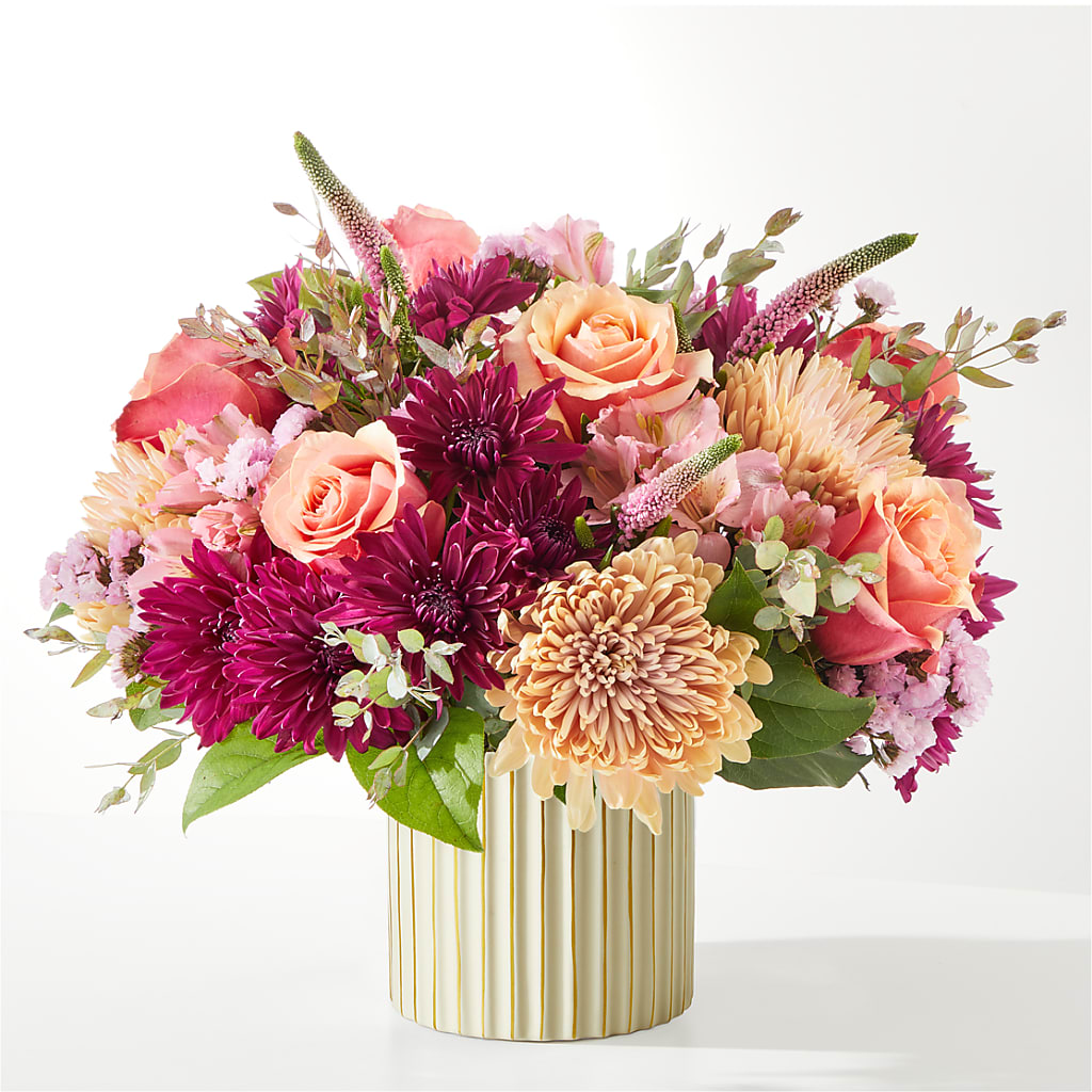 Berry Cobbler Bouquet with Ivory Vase –  Rainbow Flower Shop, Huron SD