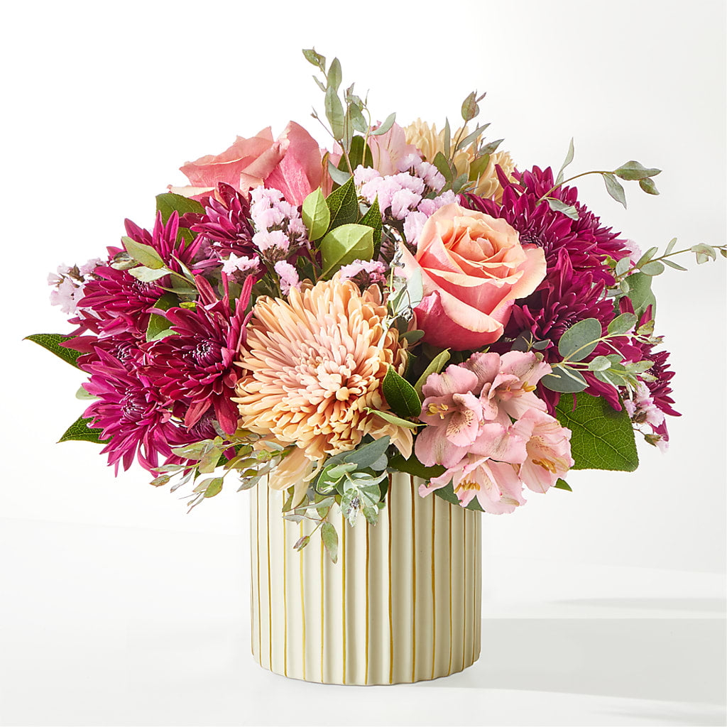 Berry Cobbler Bouquet with Ivory Vase –  Rainbow Flower Shop, Huron SD