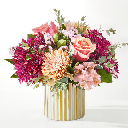 Berry Cobbler Bouquet with Ivory Vase –  Rainbow Flower Shop, Huron SD