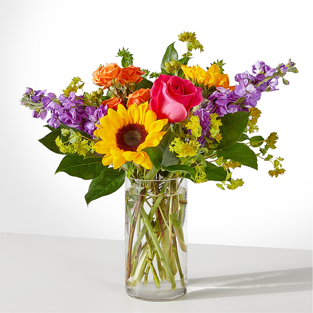 Vibrant Greetings Bouquet –  Rainbow Flower Shop, Huron SD
