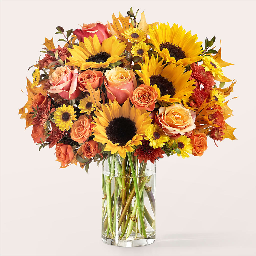Fluttering Foliage Bouquet –  Rainbow Flower Shop, Huron SD