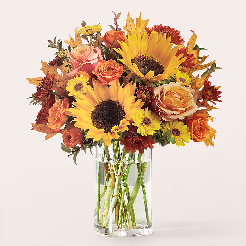 Fluttering Foliage Bouquet –  Rainbow Flower Shop, Huron SD